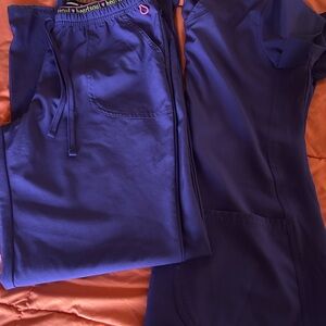 HeartSoul Purple Soft scrub set